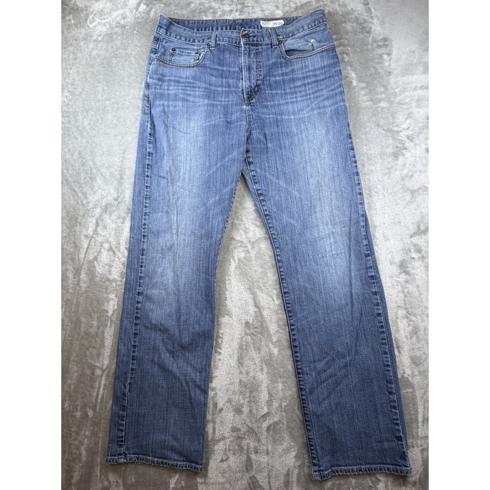 Cremieux Jeans Men's 35x34 Premium Denim Relaxed Fit Med Wash Distressed